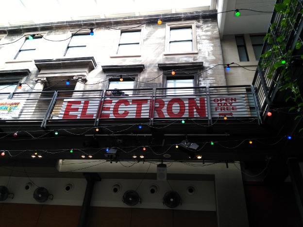 electron_club_10th_anniverary_-_sign.jpg electron_club_10th_anniverary_-_sign.jpg