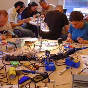 solarbotworkshop02.jpg